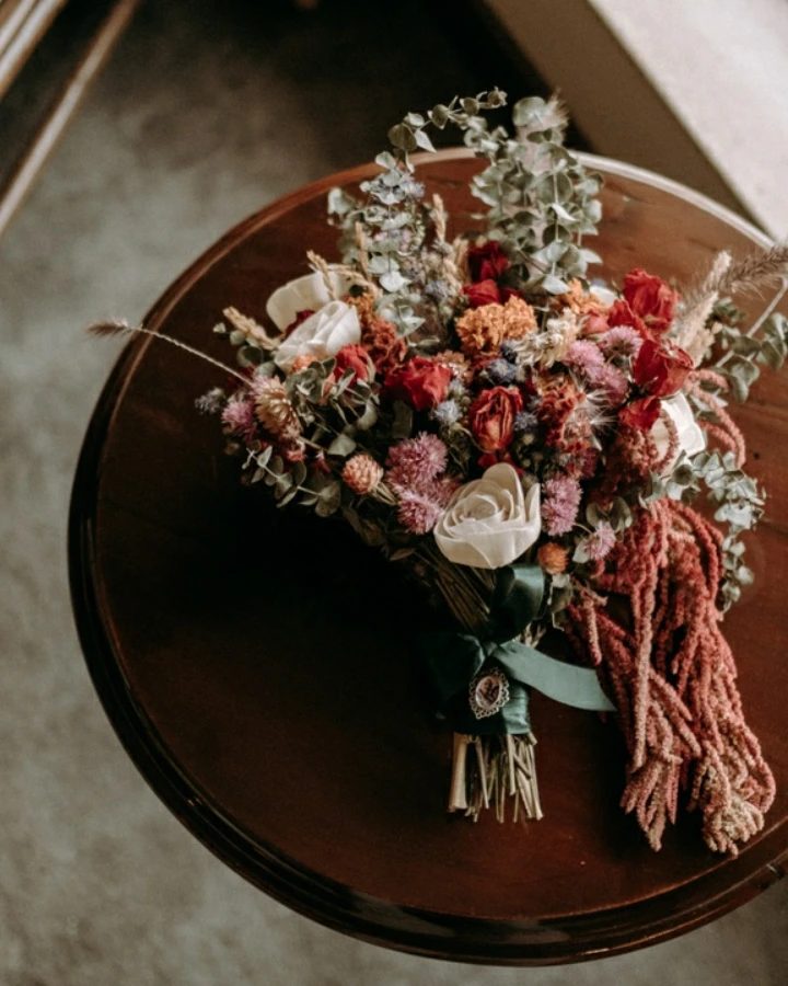 Hand-tied bouquet